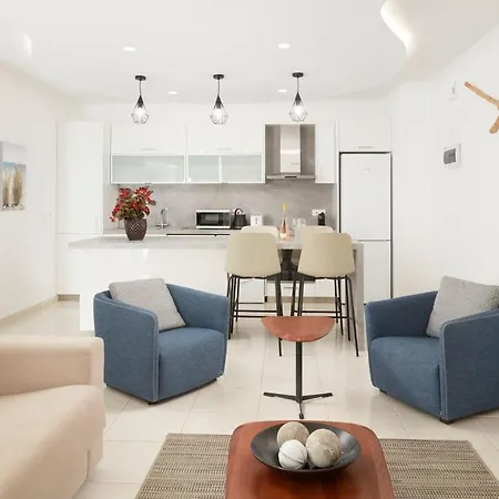 Ambelones Apartment *