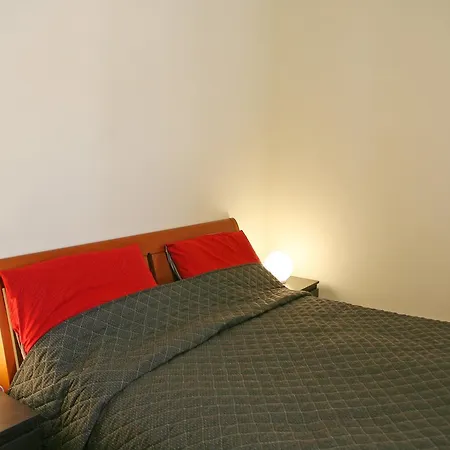 Ambelones * Pissouri