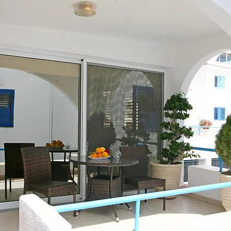 Apartment Ambelones
