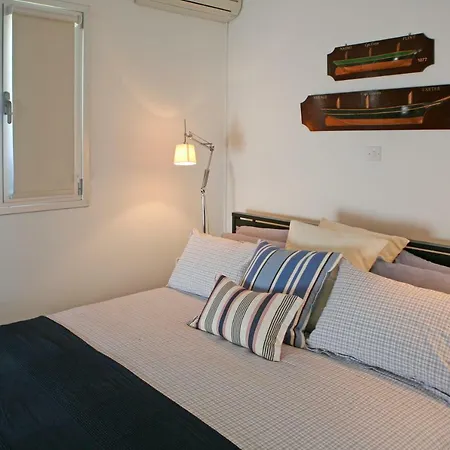 Ambelones * Pissouri