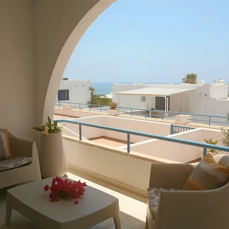 Ambelones * Pissouri