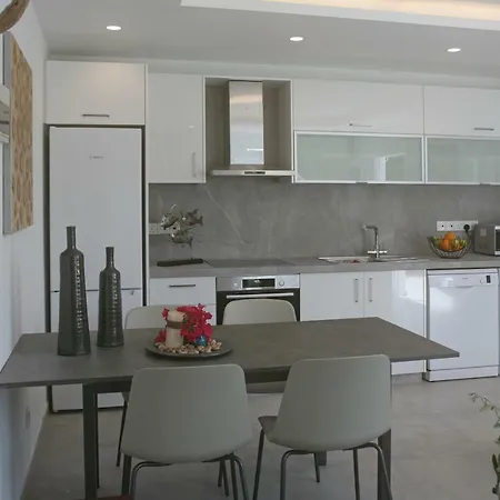 Apartment Ambelones